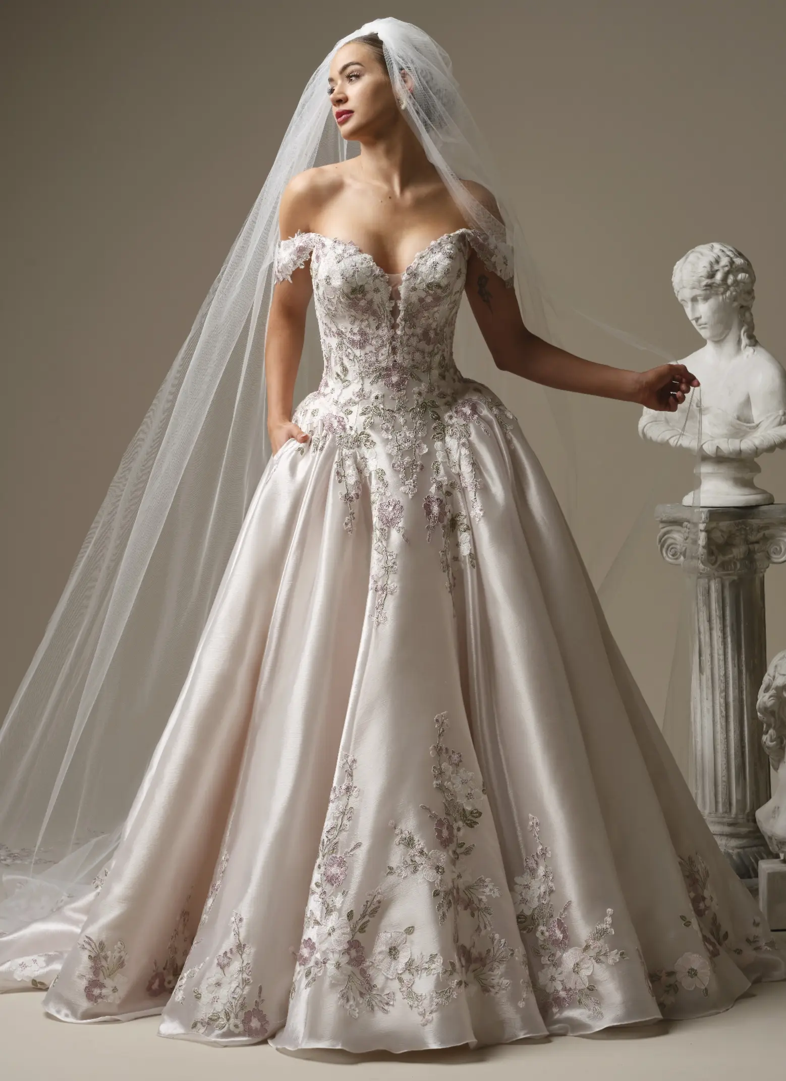 chinese dress ladies Casablanca Bridal 2455 Mae Size 6 Ivory Wedding Dress Off The Shoulder Slit Bridal Gown A Line main image 0
