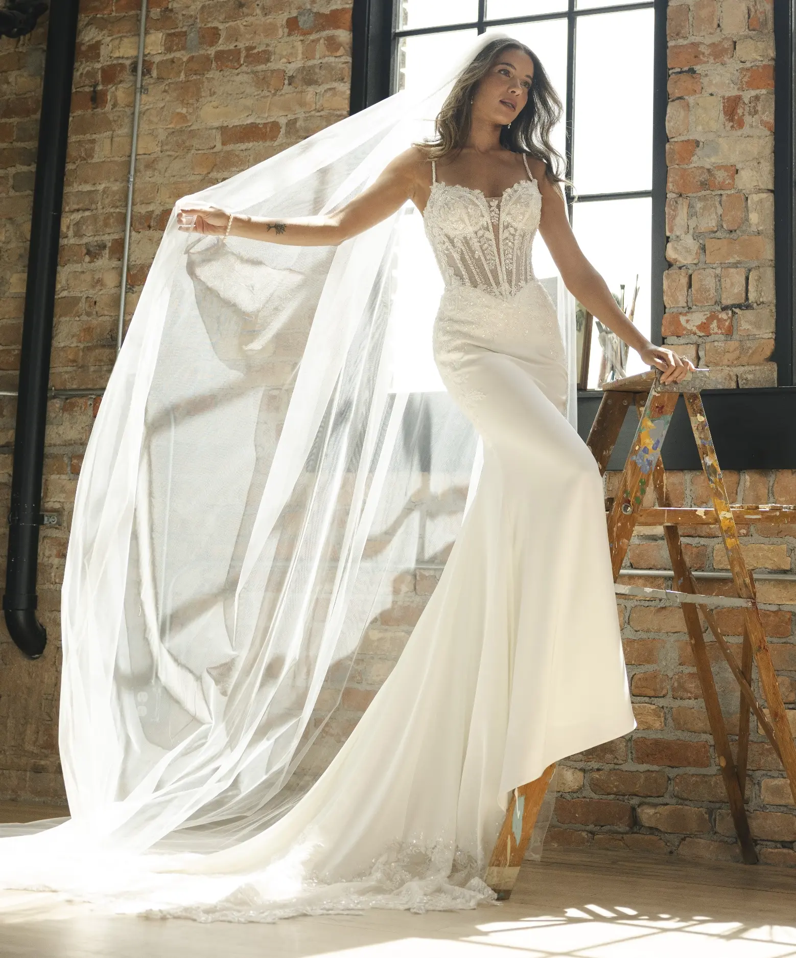 Sexy Wedding Dresses & Gowns